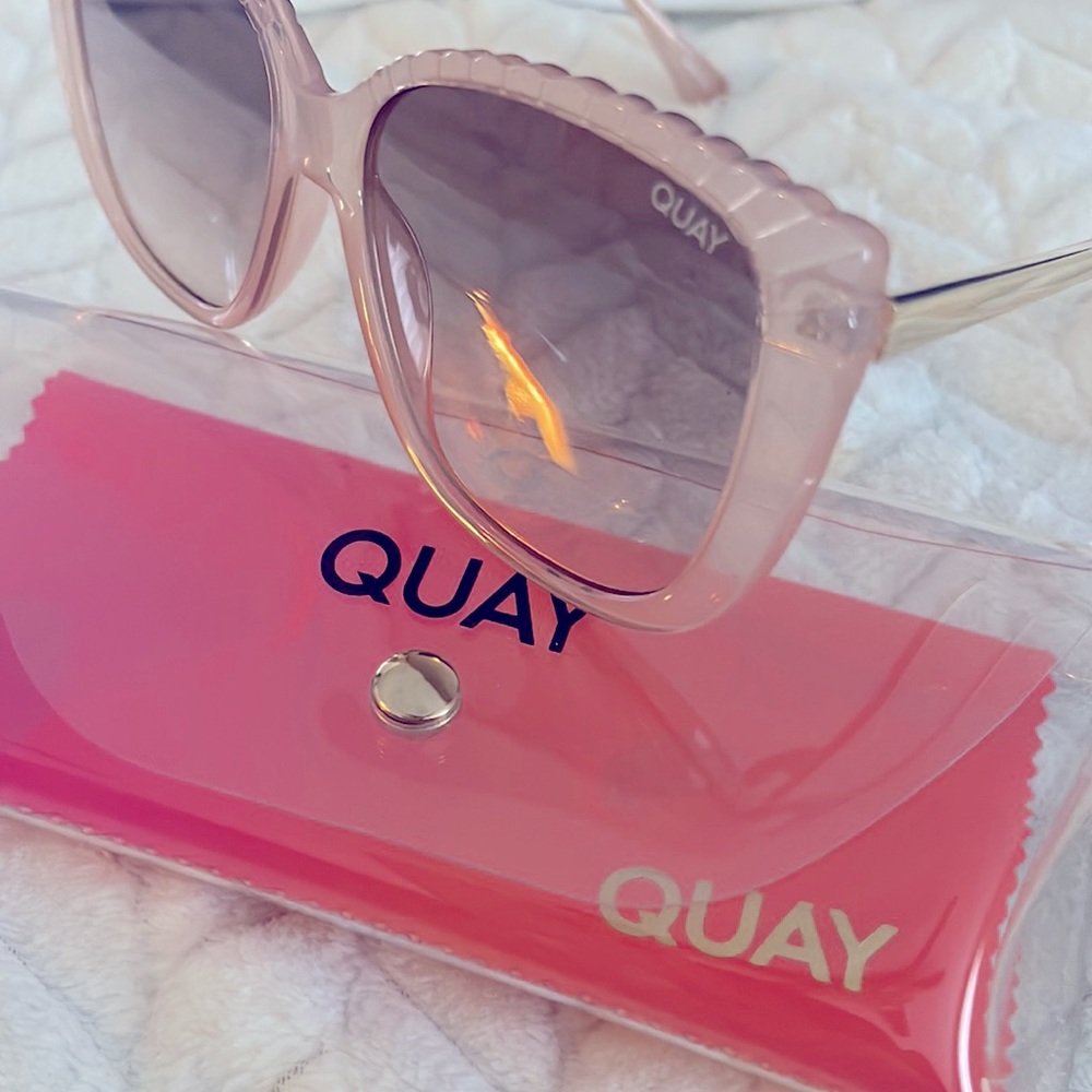 Quay “Ever After Etched” Sunglasses